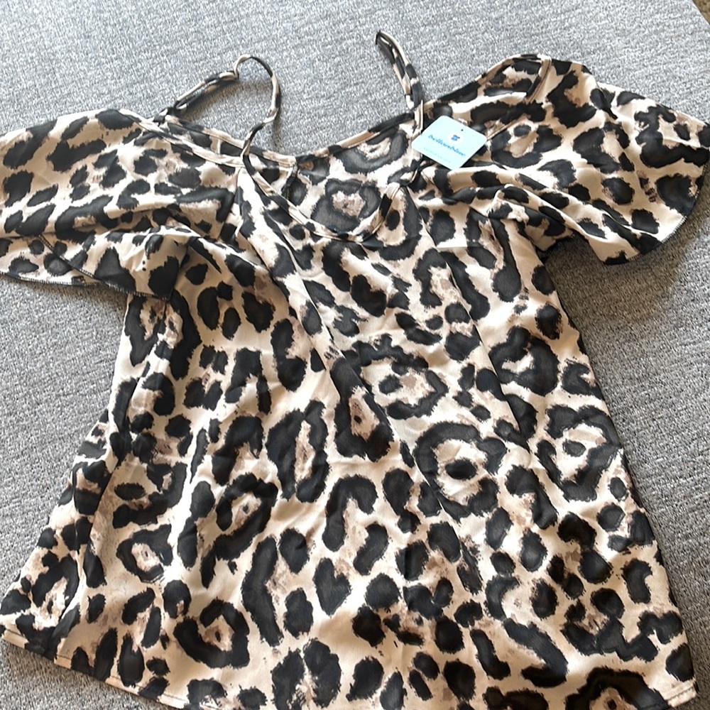 Animal print top